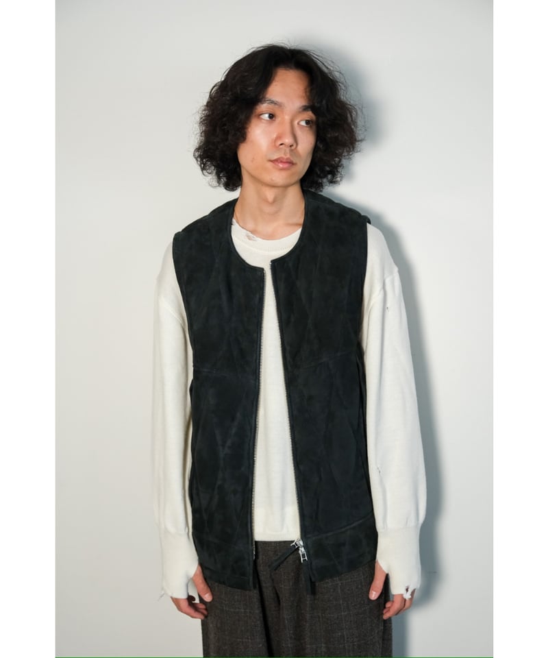 CCUレザー SHEEP LEATHER QUILTED VEST 2410204-667x1024.jpg