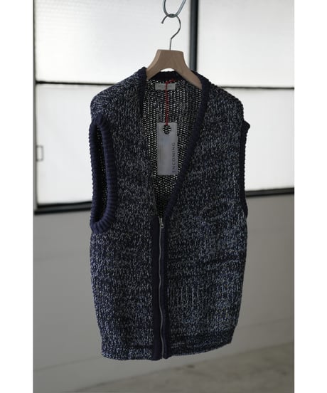 ENCOMING KNITTED ASYMMETRIC VEST