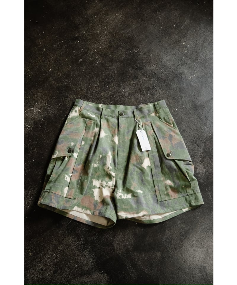 Gurank Cargo shorts camoufrage | MusterWerk Sud. Gurank Cargo shorts camoufrage | MusterWerk Sud.