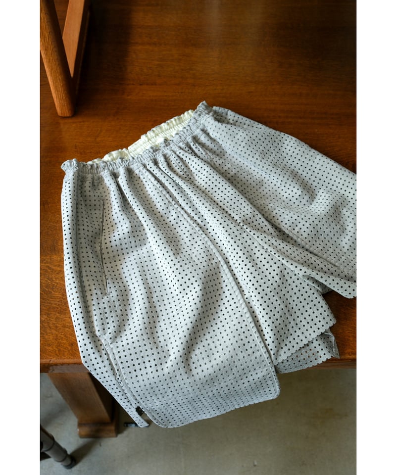 class ULTRA SUEDE SHORTS musterwerk別注 CLASS クラス / ULTRA SUEDE SHORTS_OSTRICH (sold) | INSIDE MY