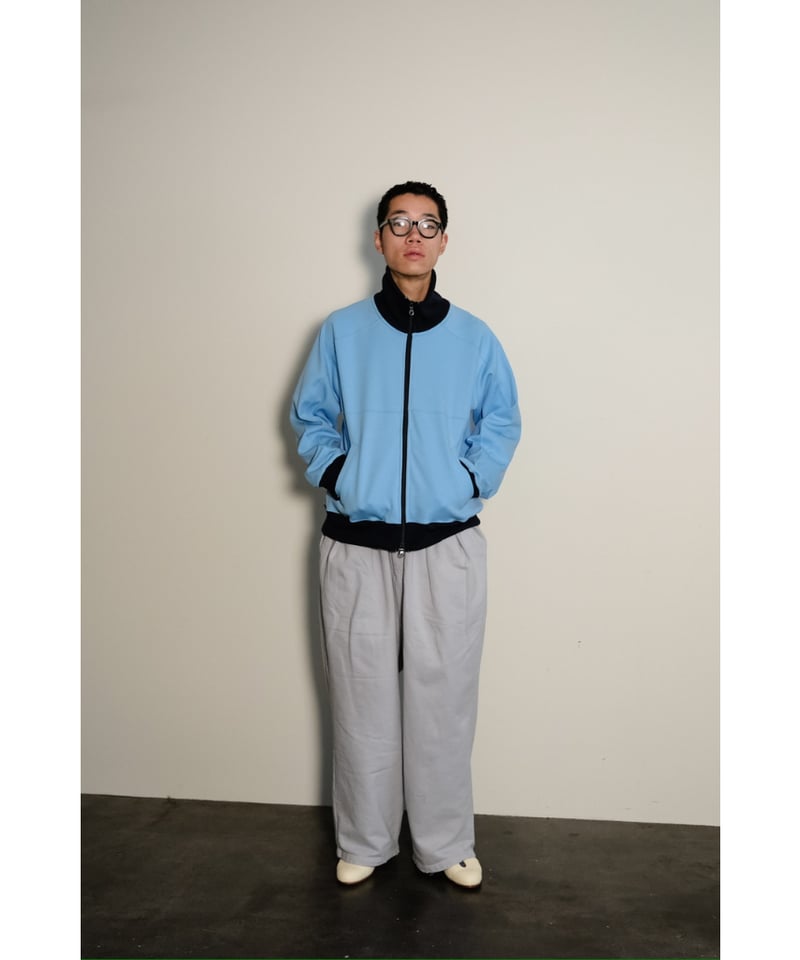 ANCELLM TUCK SWEAT PANTS | MusterWerk Sud. ANCELLM TUCK SWEAT PANTS | MusterWerk Sud.