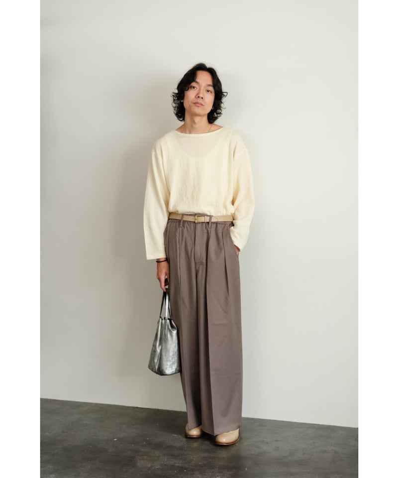ANCELLM WIDE EASY TUCK SLACKS | MusterWerk Sud. ANCELLM WIDE EASY TUCK SLACKS | MusterWerk Sud.
