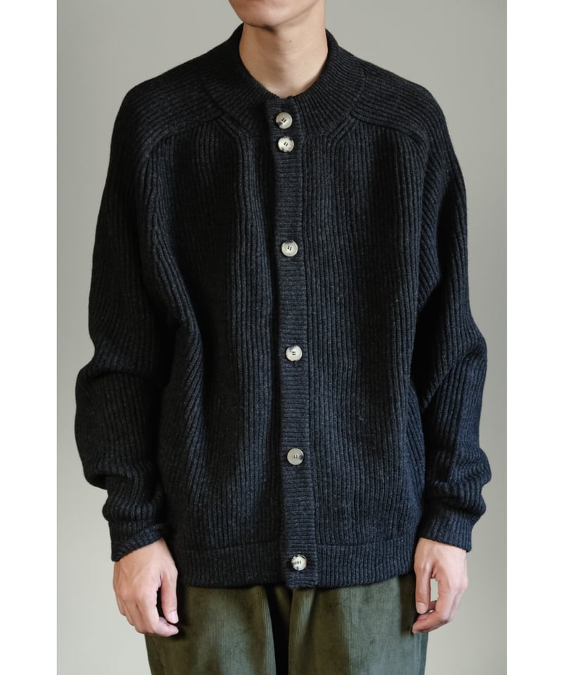 The CLASIK SADDLE MOCK CARDIGAN | MusterWerk Sud.
