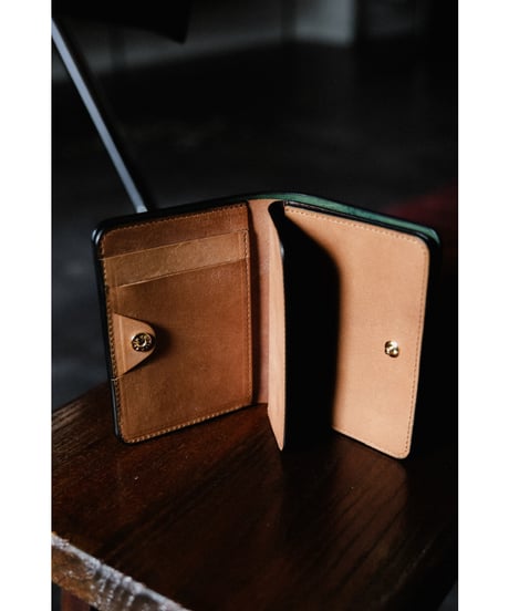 forme Post wallet