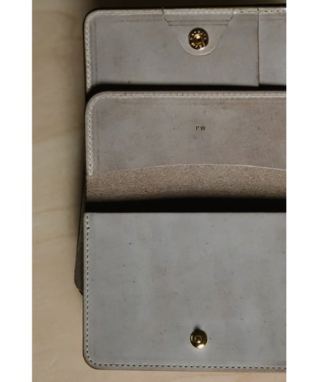 forme Post wallet