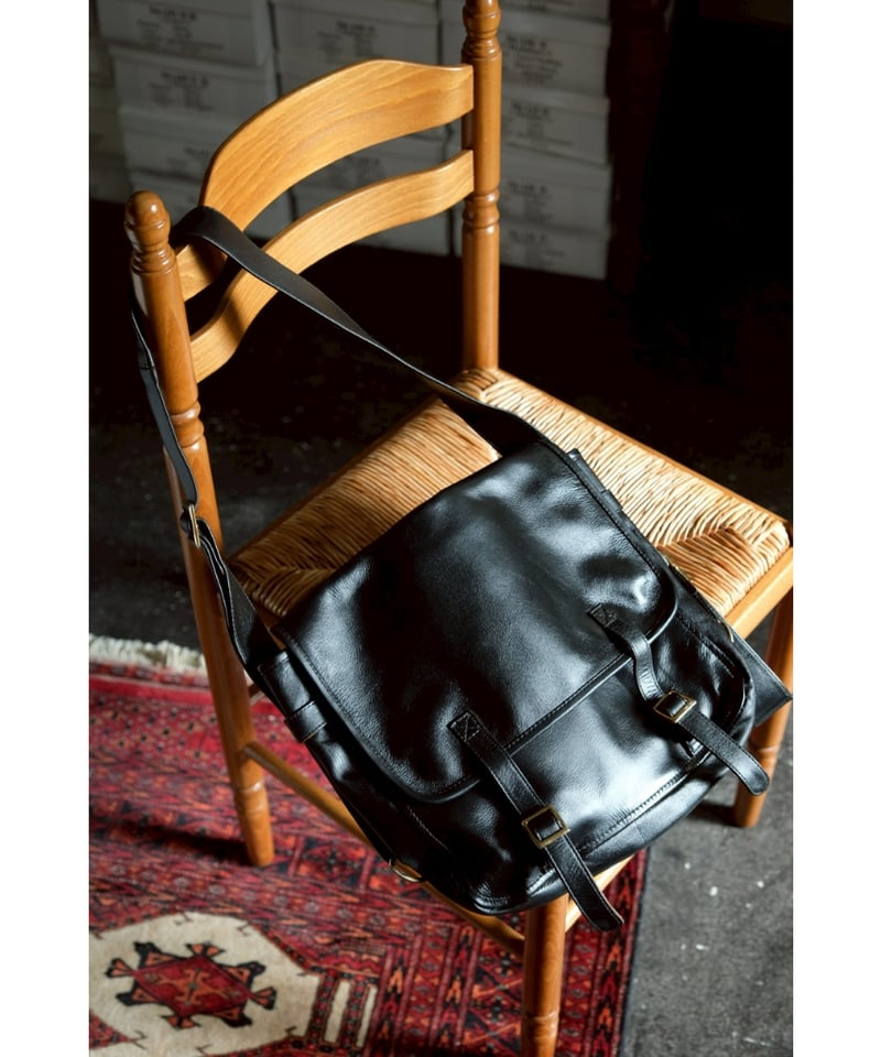 CCU FLAP SHOULDER BAG M | MusterWerk Sud.