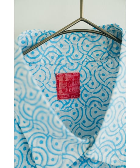 PERIOD FEATURES Block Print Long Shirts