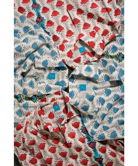 PERIOD FEATURES Block Print & Machine Embroidery Pullover Shirts