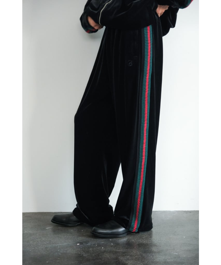 The DUFFER N NEPHEWS TRACK PANTS VELOURS | Must