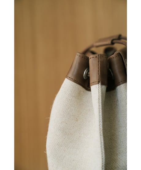 forme Drawstring bag