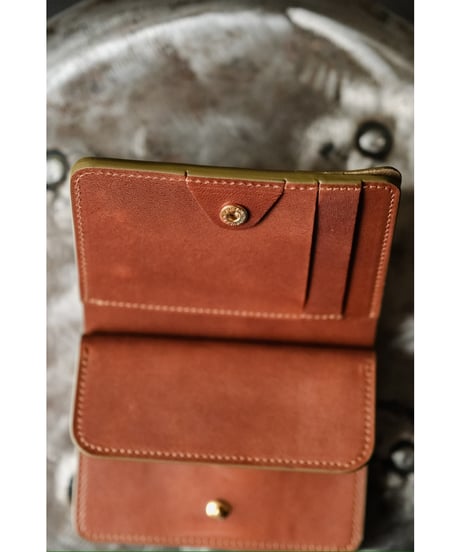 forme Post wallet