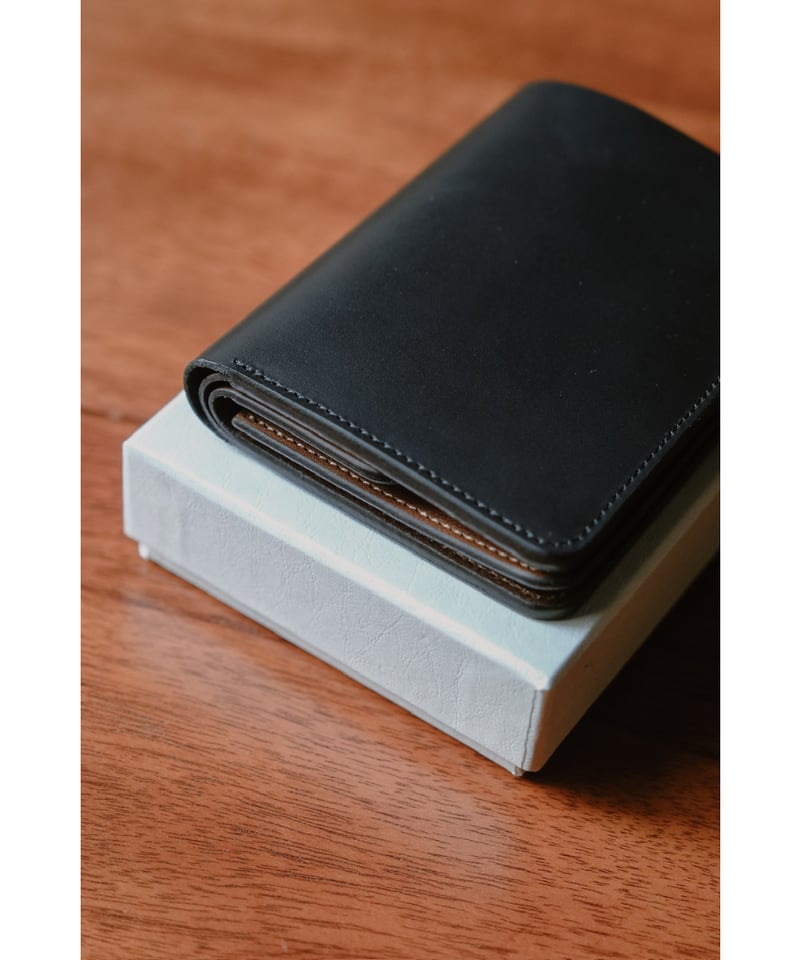 forme Post wallet | MusterWerk Sud. forme Post wallet | MusterWerk Sud.