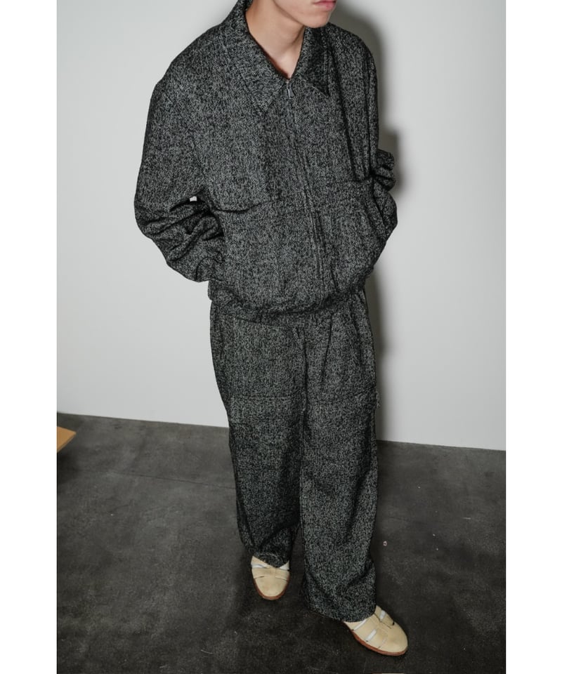 の*じ様 ENCOMING PANELED SHORT BLOUSON DSC07409.jpg?v=1729650111&