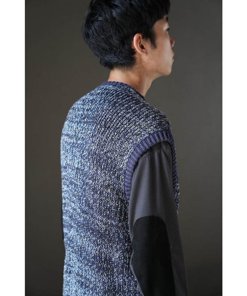 ENCOMING KNITTED ASYMMETRIC VEST | MusterWerk Sud.