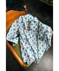 PERIOD FEATURES Block Print & Machine Embroidery Pullover Shirts