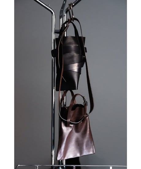 POSTELEGANT Cow Leather Belted Bag SA