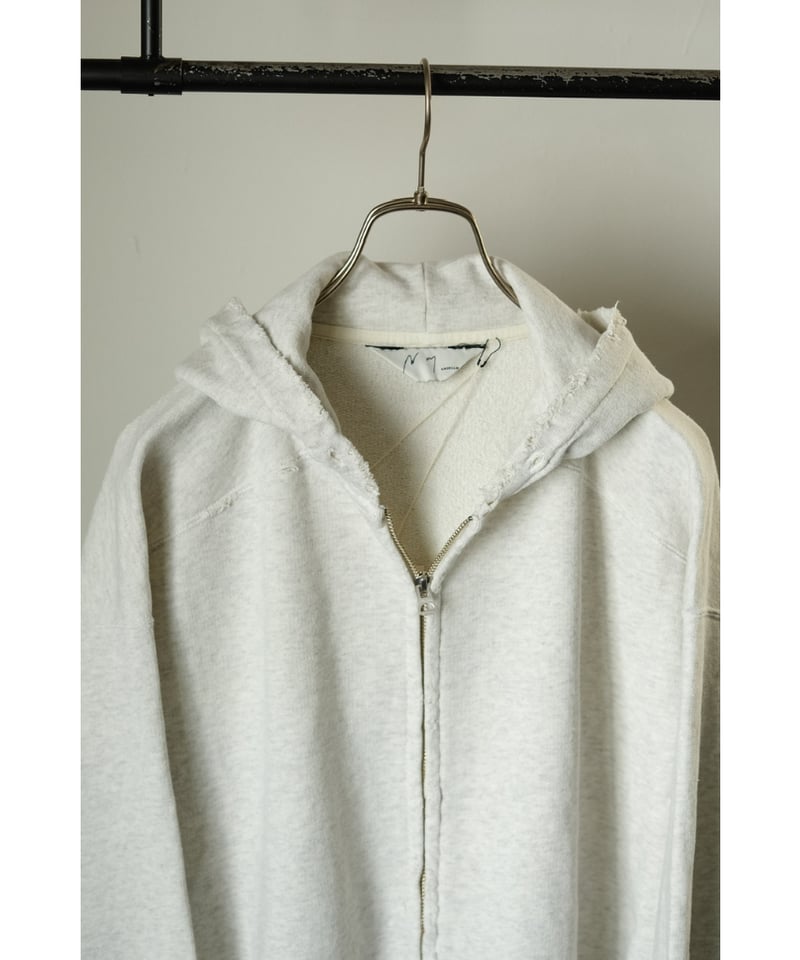 ANCELLM CRASH ZIP HOODIE | MusterWerk Sud. ANCELLM CRASH ZIP HOODIE | MusterWerk Sud.
