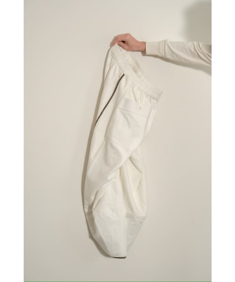PERIOD FEATURES 200 count 6 ply Khadi Pants | M