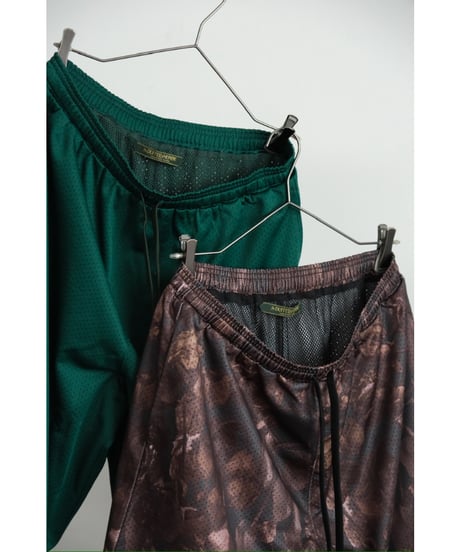 The DUFFER N NEPHEWS MESH SHORT PANTS