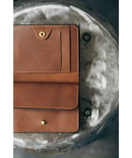 forme Post wallet