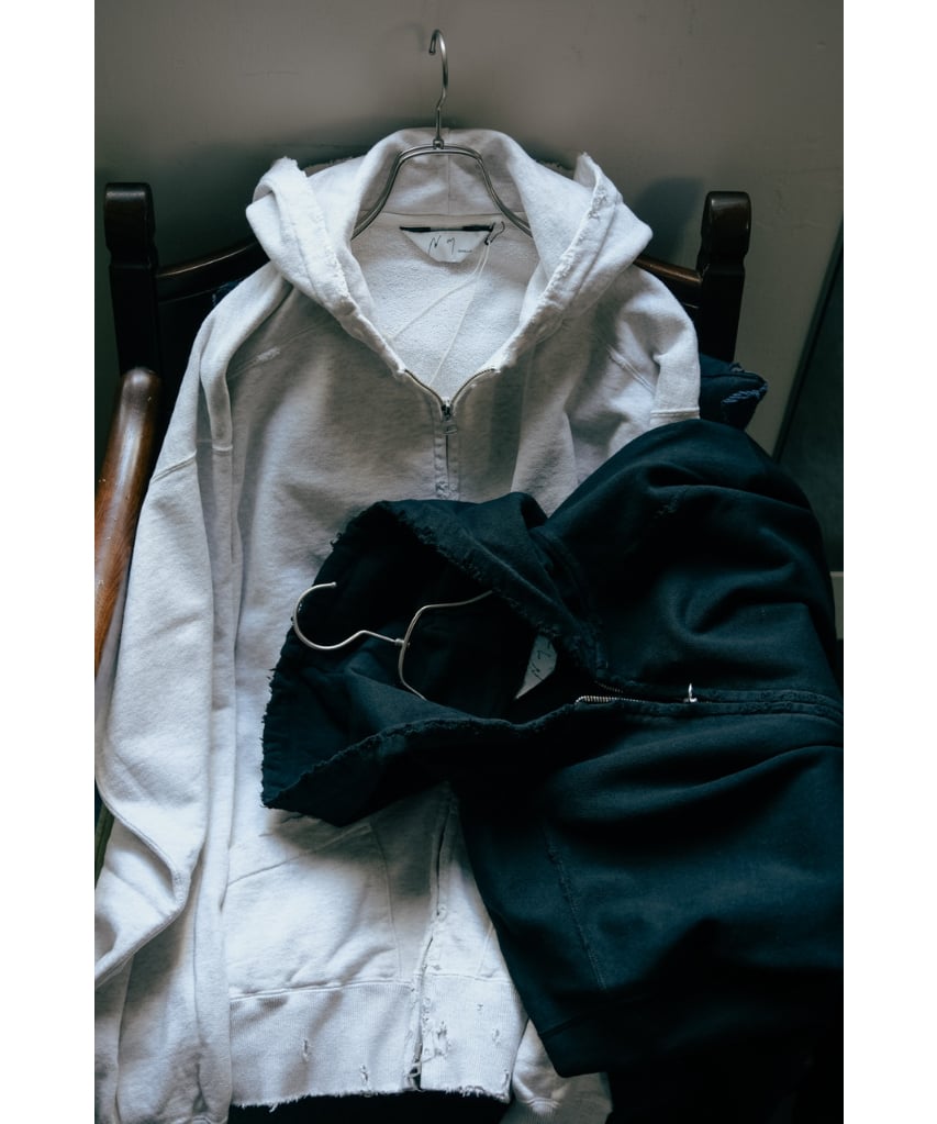 ANCELLM CRASH ZIP HOODIE | MusterWerk Sud. ANCELLM CRASH ZIP HOODIE | MusterWerk Sud.