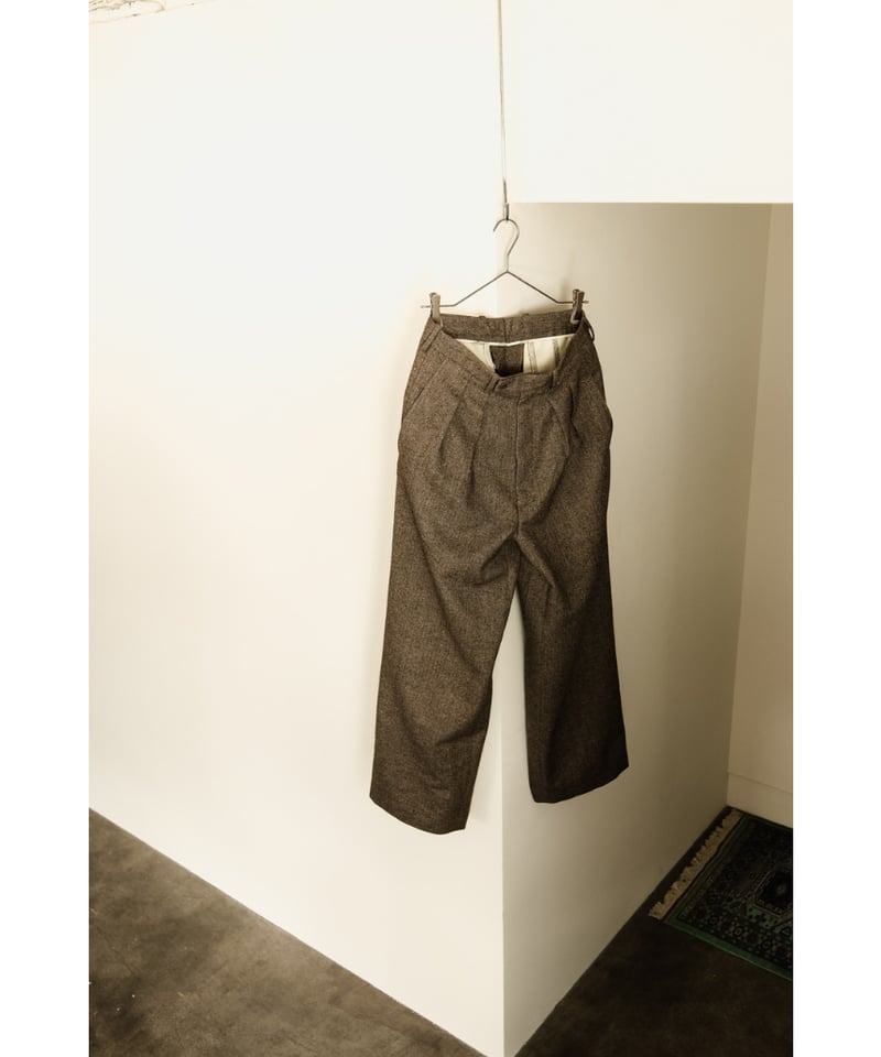 m's braque TUCKED BAGGY PANTS | MusterWerk Sud. m's braque TUCKED BAGGY PANTS | MusterWerk Sud.