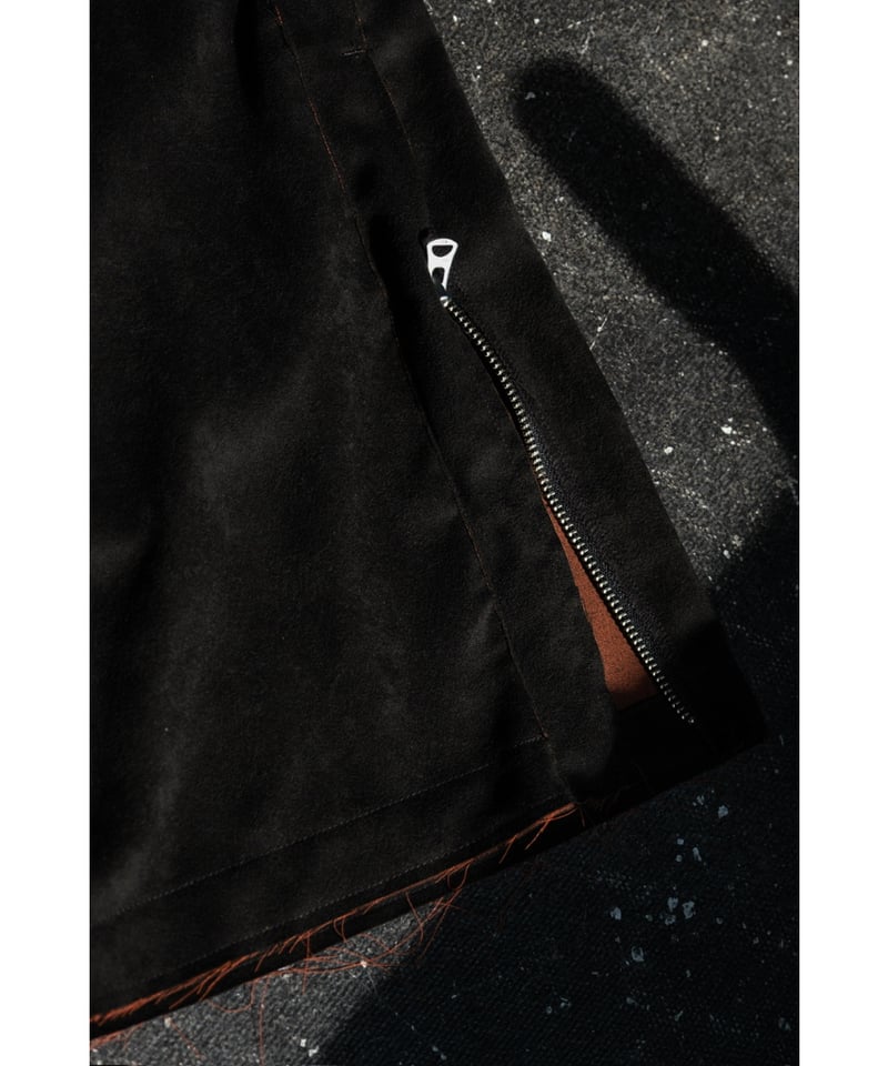 ANCELLM VEGAN LEATHER SIDE LINE PANTS | MusterW ANCELLM VEGAN LEATHER SIDE LINE PANTS | MusterW
