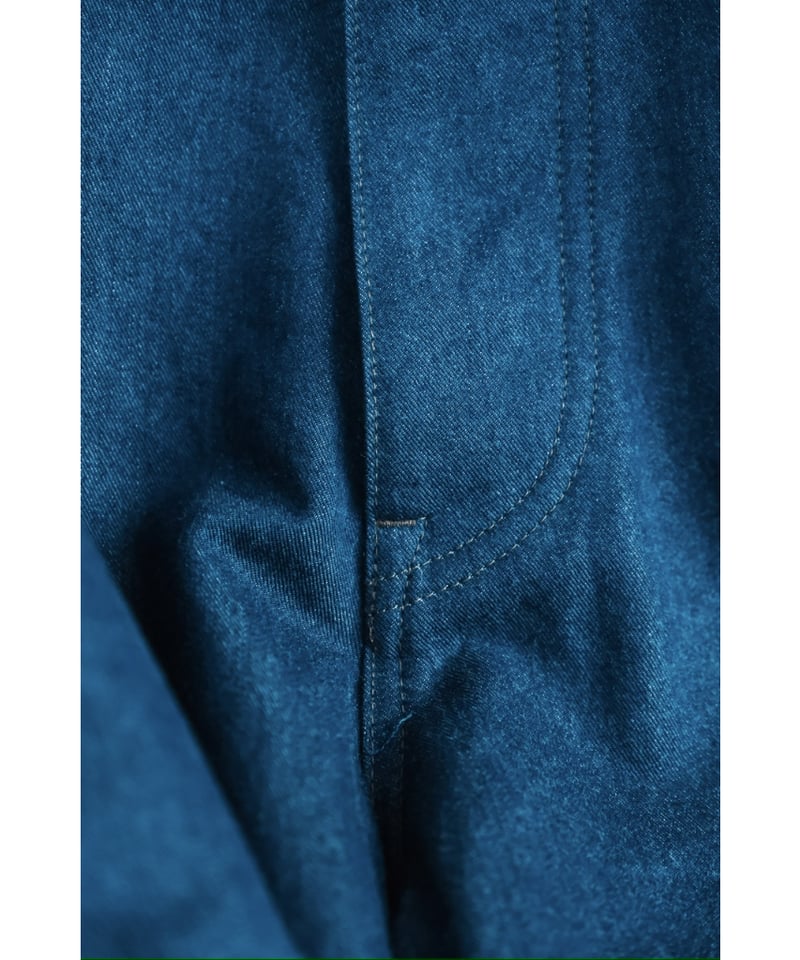 The CLASIK KUURA DENIM BACK BELT 5 POCKET TROUS