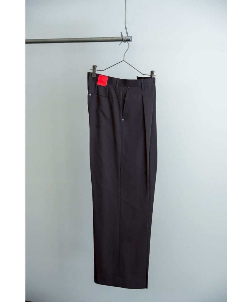 SASAKI SATORU SINGLE-TUCKED WIDE SLACKS | Muste