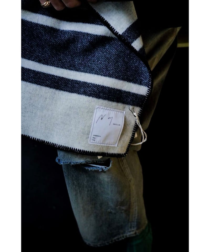 ANCELLM WOOL BLANKET SCARF | MusterWerk Sud.