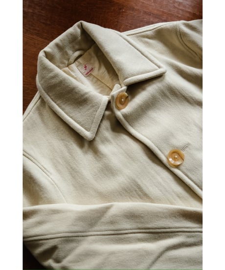 PERIOD FEATURES "Exclusive" SOUTIEN COLLAR COAT