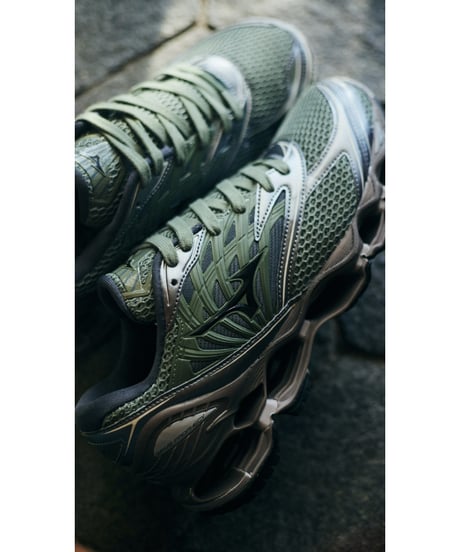 MIZUNO WAVE PROPHECY LS