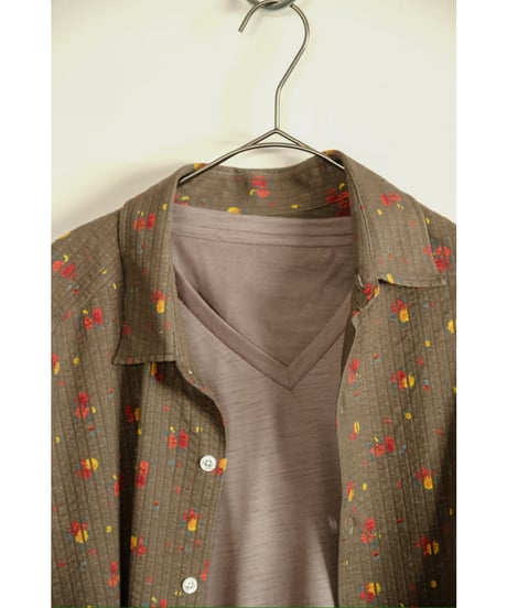 KANEMASA PHIL. "Exclusive" 36G Wool V Neck Tee