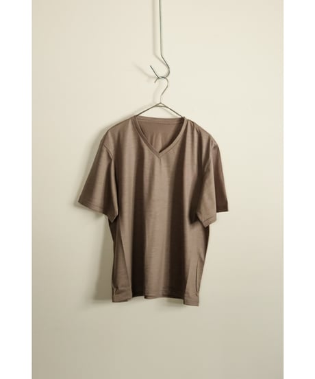 KANEMASA PHIL. "Exclusive" 36G Wool V Neck Tee