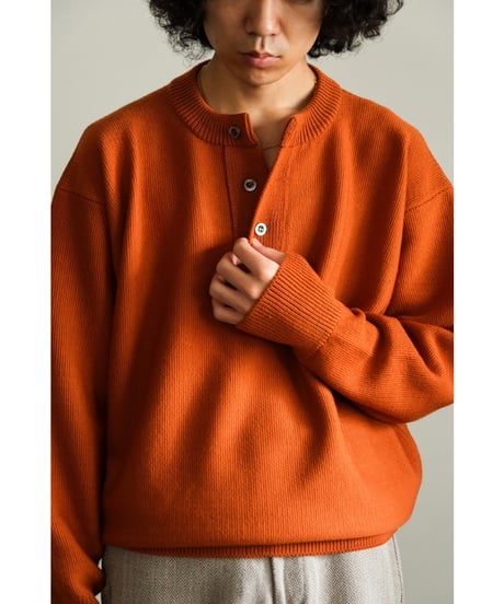 Olde H & Daughter "Exclusive" WOOSTED WOOL HENLEY NECK P/O