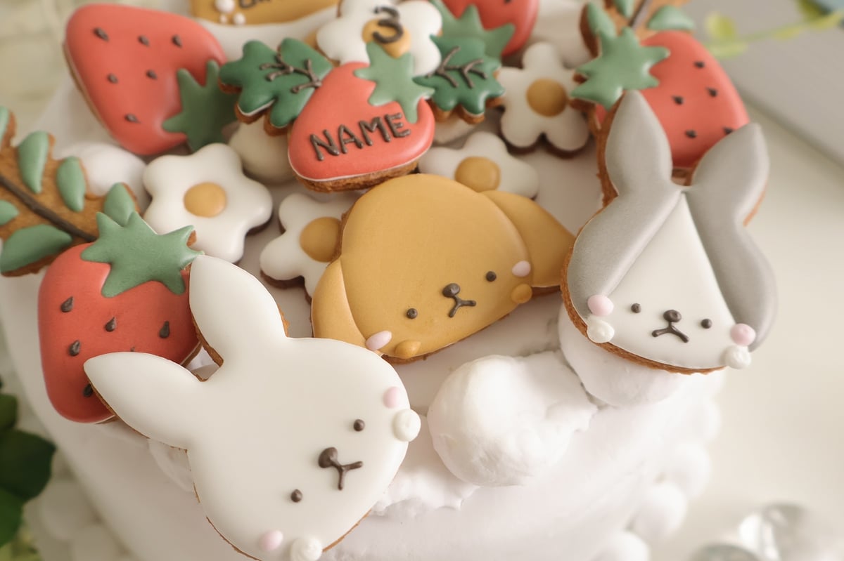 アイシングクッキー】 うさぎ いちご 誕生日 プレゼント クッキー | お