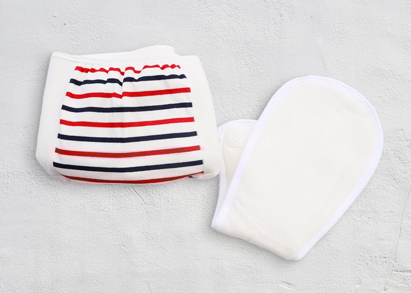 おむつカバー 　黒ラディカルラバー　08ミリ　04ミリも有　ボコボコ感　Lサイズ Lサイズセット】おむつカバー＋パッド1枚 ネイビー×レッド（330円お得