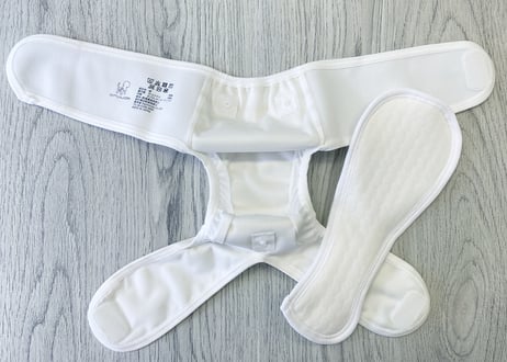 YUZU【Mサイズセット】おむつカバー＋パッド 1枚（ポーチ付）