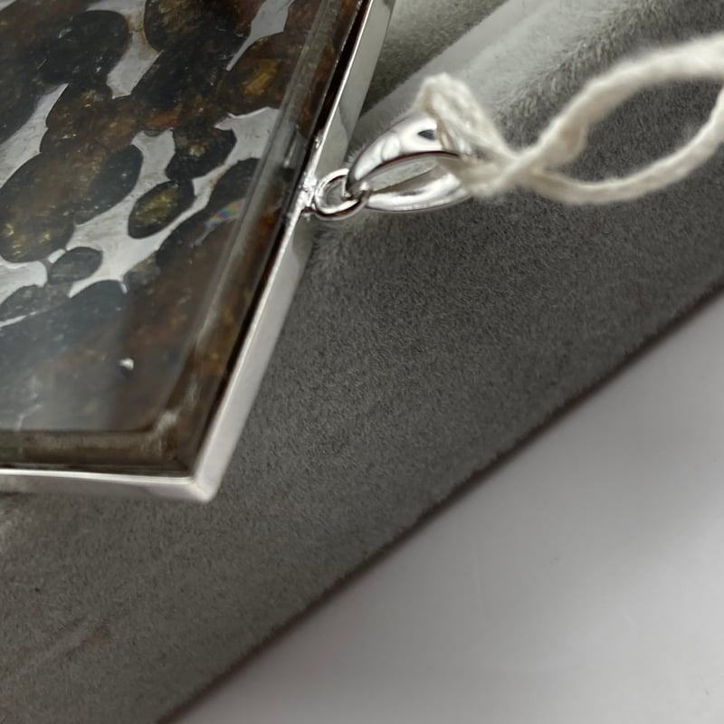 セリコ隕石シルバーペンダント① | 秘密の石屋