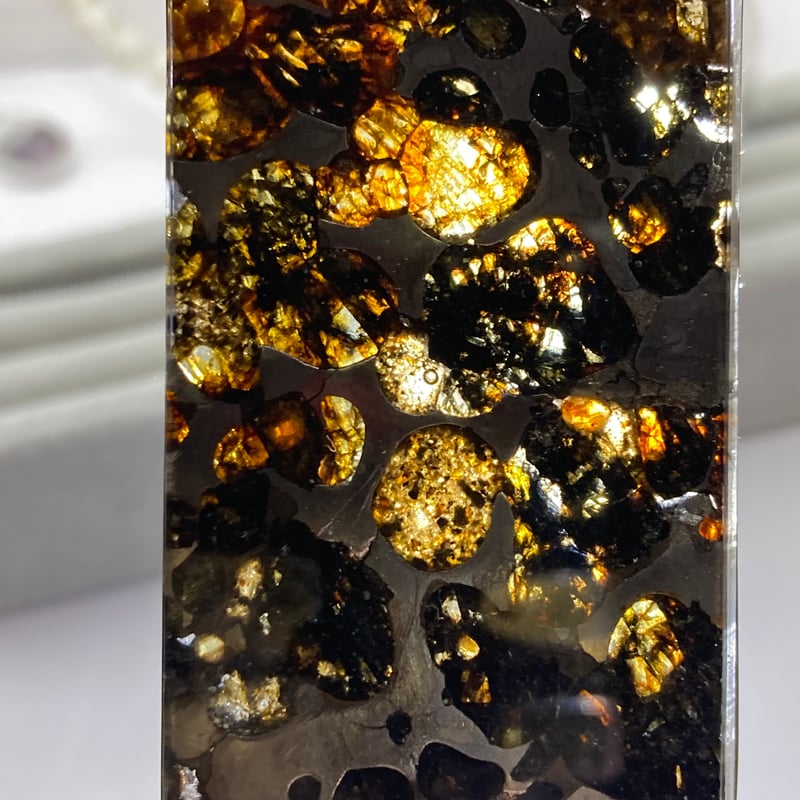 セリコ隕石　中 セリコ隕石 中 鑑別書付き パラサイト隕石 234g 80㍉ 隕石 石鉄隕石