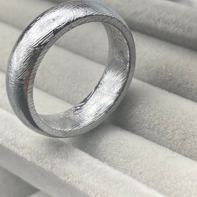 りょうすけ　ムオニオナルスタ隕石　メッキ処理済み　重さ約21ｇ メテオライト（ムオニナルスタ隕石 産地・スウェーデン