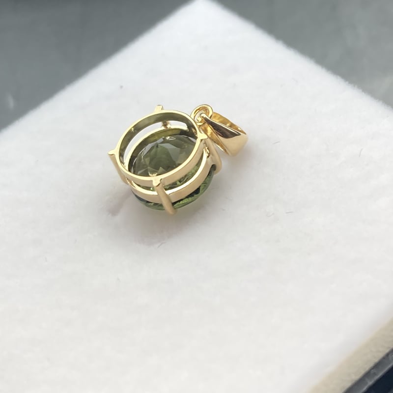 モルダバイトK18丸型カットペンダント① | 秘密の石屋