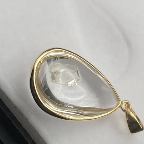クォーツインクォーツK18ペンダント
