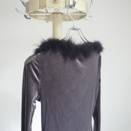 Fur velor top / Gray × Black