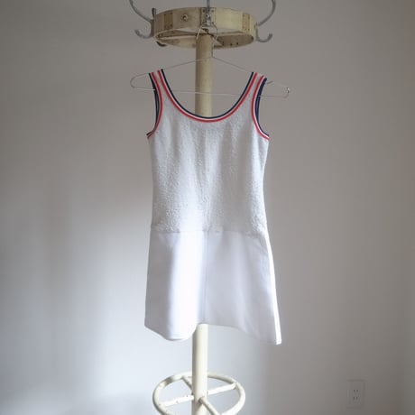 Line sports dress / White