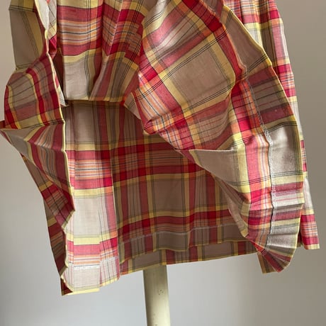 Vintage wrap pleats skirt / red × yellow × beige