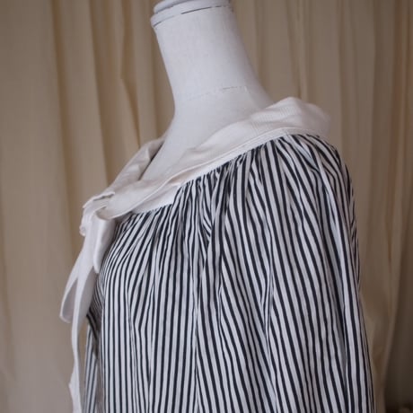 Ribbon stripe shirt /Black
