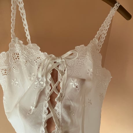 Lace camisole / White