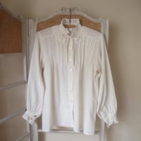 Frill Collar Blouse / Off White