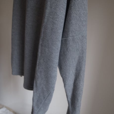 LOVE sweat / Gray